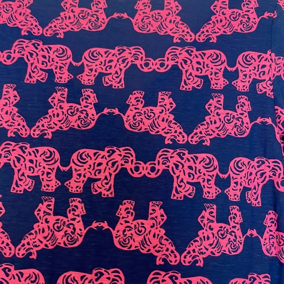 Lilly Pulitzer Elephant Print 3/4 sleeve shirt Size Small - Picture 6 of 7